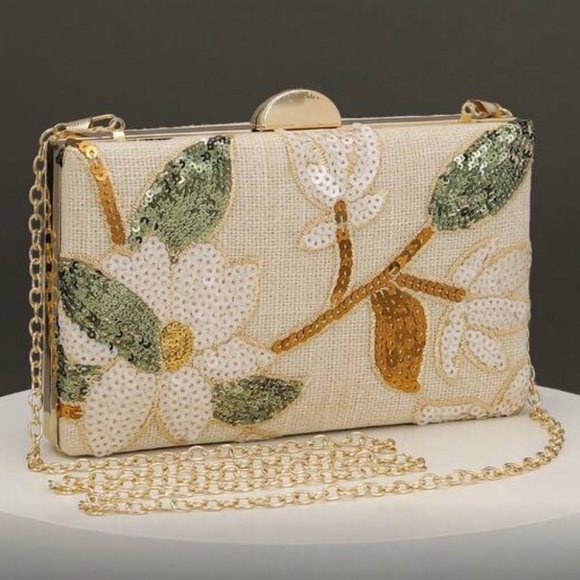 🆕 Floral Sequin Embroidered Box Clutch Handbag - Picture 2 of 8